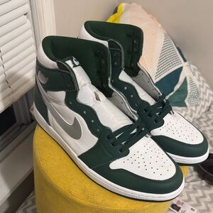 Nike Air Jordan 1 Retro High OG "Gorge Green"
